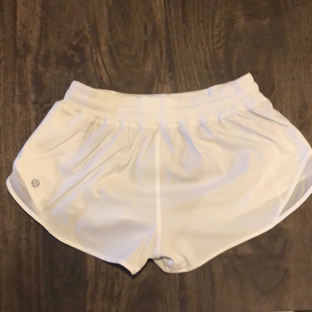 Lululemon Hotty Hot Short ll, 2.5”